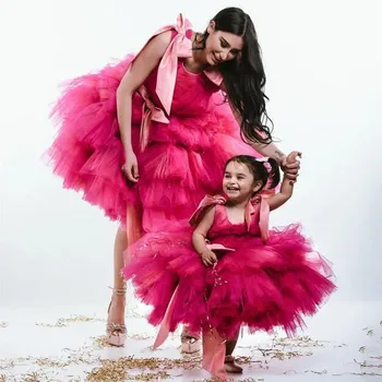 Платья-пачки для мамы и дочки на День рождения Для фотосессии, Многоуровневое праздничное платье для мамы и меня, Одинаковые платья с бантами